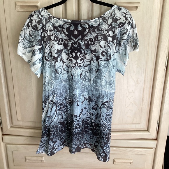 One world Lacey floral top - Picture 2 of 8